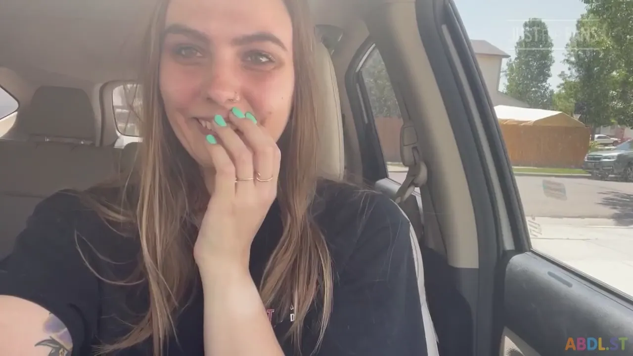 Princess Starry - Car Diaper Mess Public Humiliation.mp4