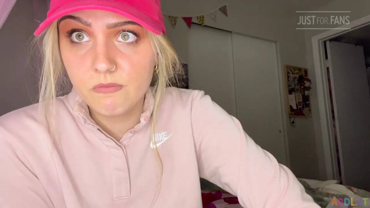 Princess Starry - Diapered Homework Session Fun.mp4