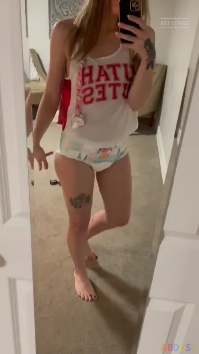Princess Starry - Fairytale Diapers And Cute Girl.mp4