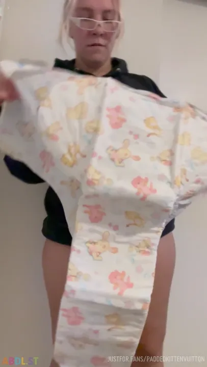 PaddedkittenVuittQn - Getting Ready For Work Put On Call.mp4