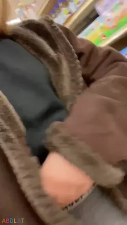 PaddedkittenVuittQn - Had To Go Potty.mp4