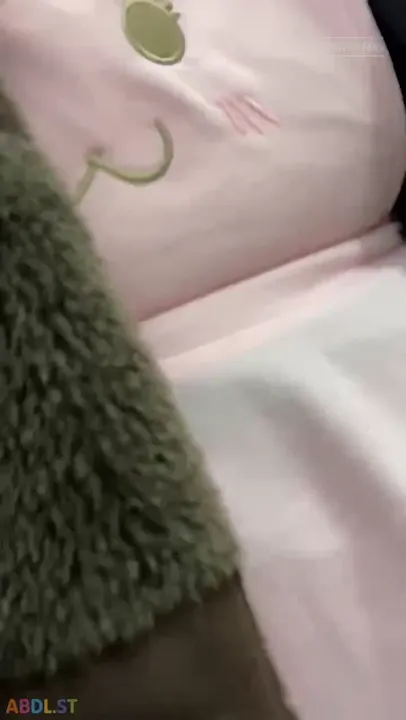 PaddedkittenVuittQn - Here’s A Video Blooper Lady Walking Close.mp4
