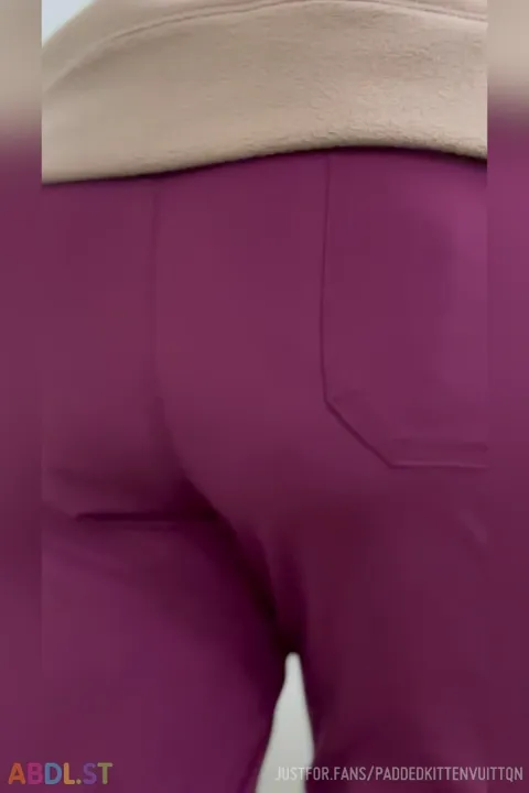 PaddedkittenVuittQn - I Dont Think Its That Noticeable Unless You Look At Diaper Butts All The Time.mp4
