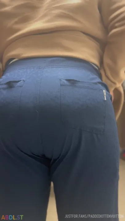 PaddedkittenVuittQn - I Hope No One Walks In On Me Trying To Test My Squishy Diaper.mp4
