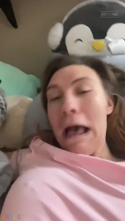 PaddedkittenVuittQn - I Leaked And Its Terrible.mp4