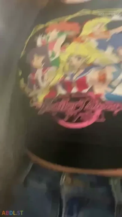 PaddedkittenVuittQn - It Was Raining So I Had To Put My Little Cardigan On.mp4