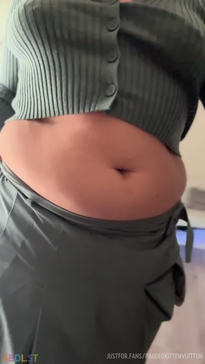PaddedkittenVuittQn - Just Enjoying My New Outfit.mp4