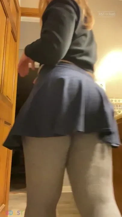 PaddedkittenVuittQn - Just Cause I Felt Cute.mp4