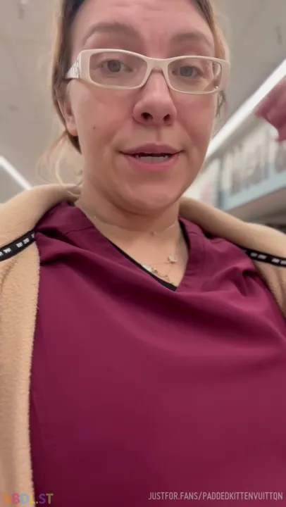 PaddedkittenVuittQn - Just Got Off Work And Had To Get Some Ketchup.mp4