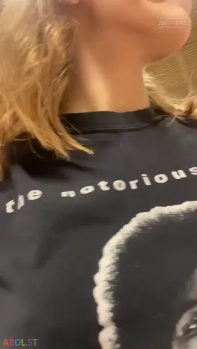 PaddedkittenVuittQn - Lol You All Wanted Me To Go Out In My Shorts.mp4