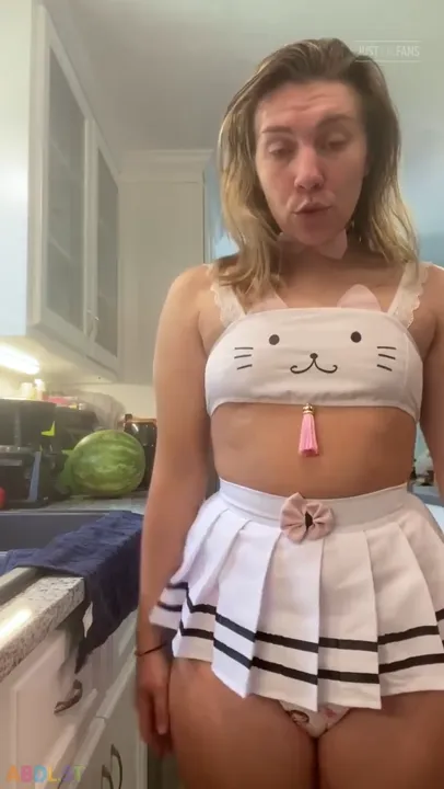 PaddedkittenVuittQn - Maybe I Should Get A Diaper Change Before School.mp4