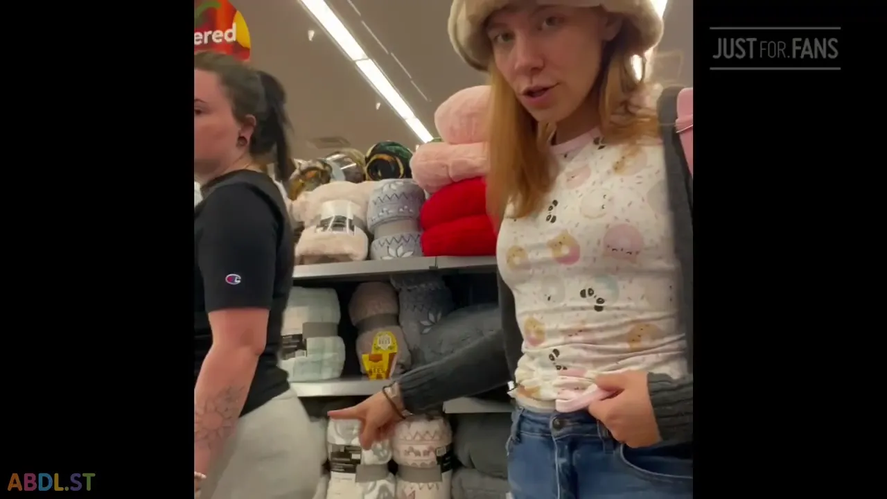 PaddedkittenVuittQn - My Cousin Tried To Pants Me.mp4