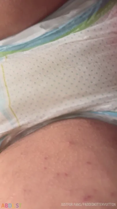 PaddedkittenVuittQn - One Last Pee Before Bob Marley Movie.mp4