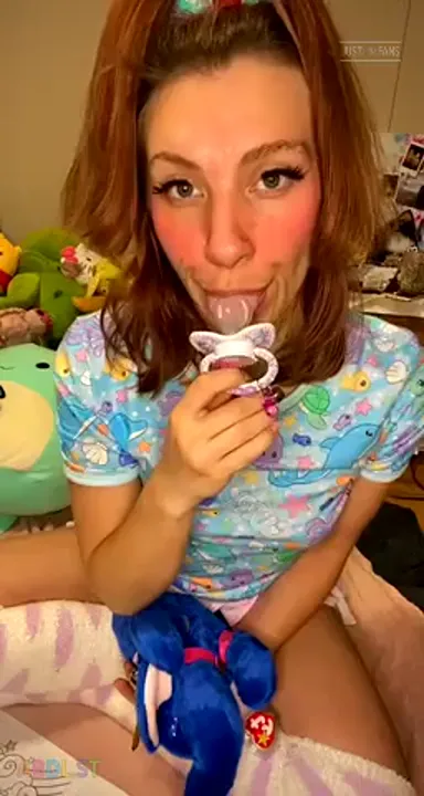 PaddedkittenVuittQn - Silly Drooly Baby Diapergirl.mp4