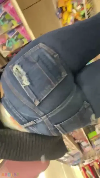 PaddedkittenVuittQn - Trying To Make One Long Video With Mom.mp4