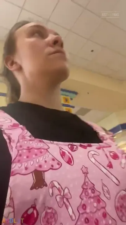 PaddedkittenVuittQn - Walking Around The Mall And Home Goods.mp4