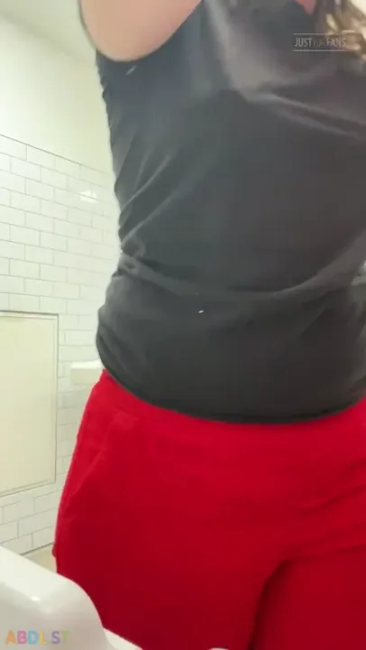 PaddedkittenVuittQn - Wanted To Make Sure I Was Done Before I Started To Change.mp4