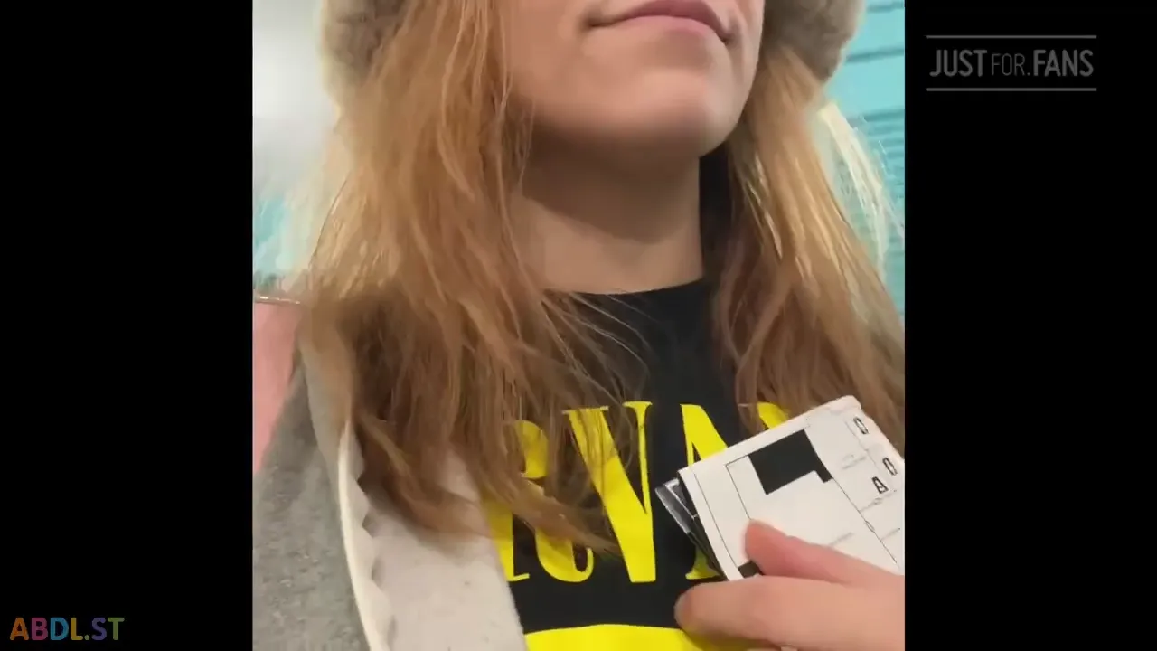 PaddedkittenVuittQn - Went And Had A Little Fun.mp4