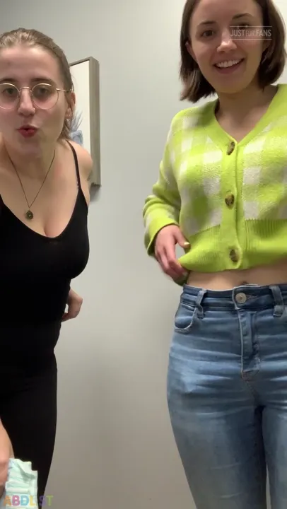 Liddlestflora - Littlestkittenx And I Snuck Into The Bathroom To Put On Diapers.mp4