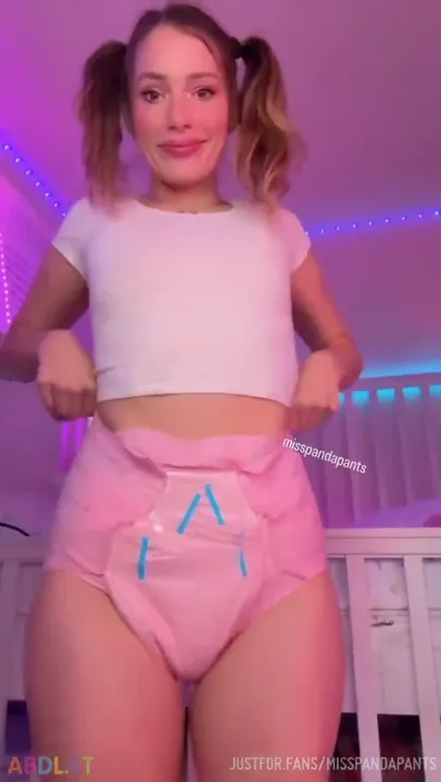 Misspandapants - Diapered Butts Live Stream.mp4