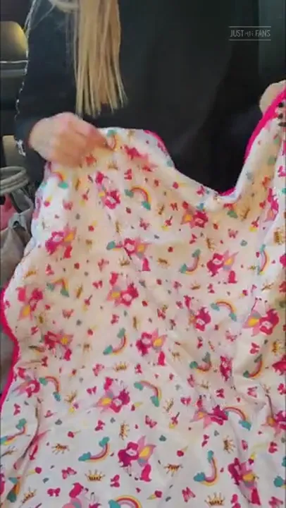 Mommyandbabybruce - Mommy has to pull over and change your messy diapy on the way to her boyfriends house.mp4
