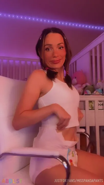 Misspandapants - I'm Live Come Hang Out.mp4