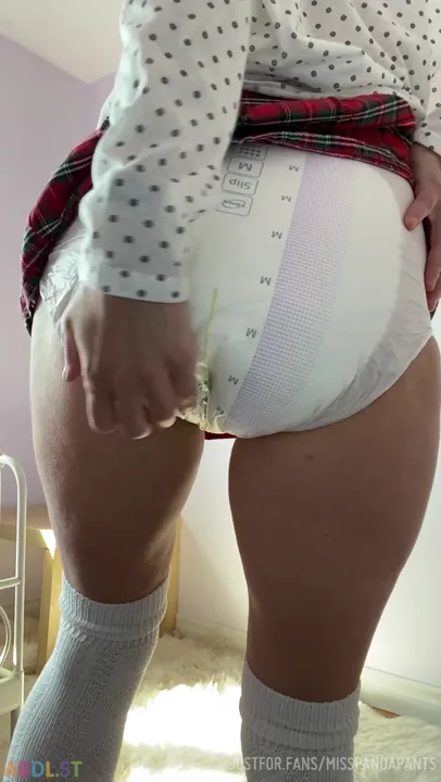 Misspandapants - Messy Accident In Uniform.mp4