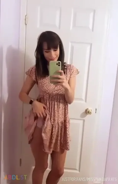 Misspandapants - My Outfit Tonight As I Tackle Dms.mp4