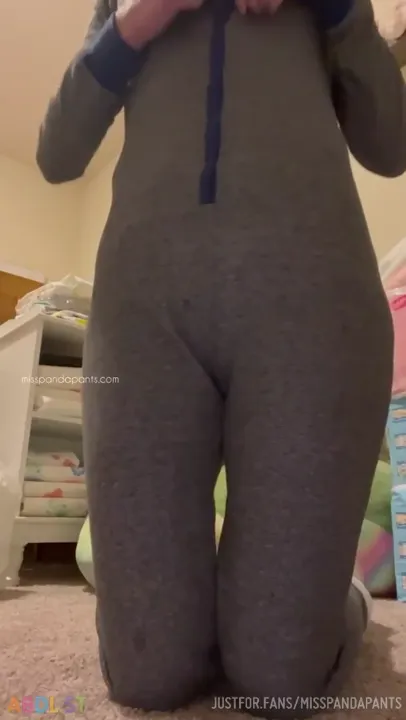 Misspandapants - Oops Poop.mp4