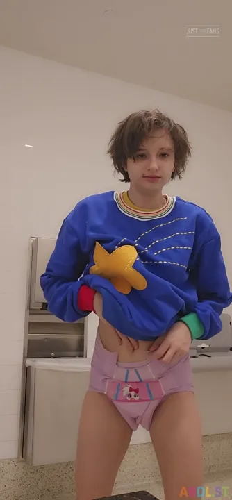 Playpentot - 5508684.mp4