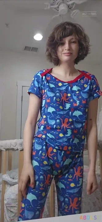 Playpentot - Baby Girl Secret Under Jammies.mp4