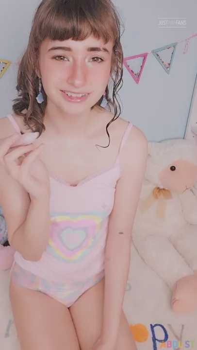 Playpentot - Babysitter Steals Pull Ups Bullying.mp4