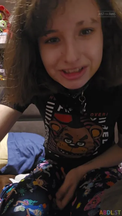 Playpentot - Big Pee In My Diaper.mp4