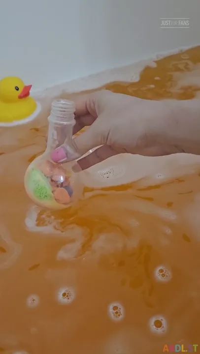 Playpentot - Cute ABDL Bath Time Fun.mp4