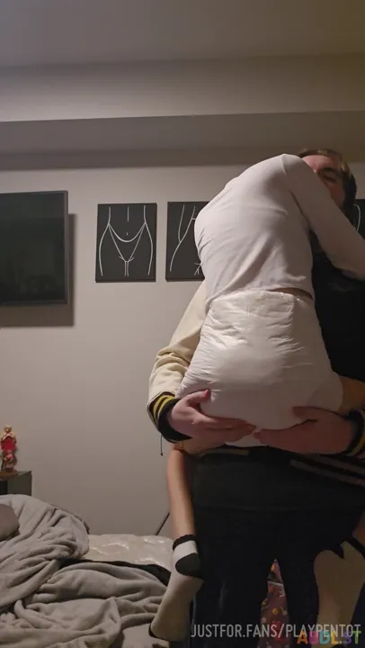 Playpentot - Daddys Little Girl Misses Him.mp4