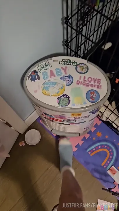 Playpentot - Diaper Change And Pail Fun.mp4