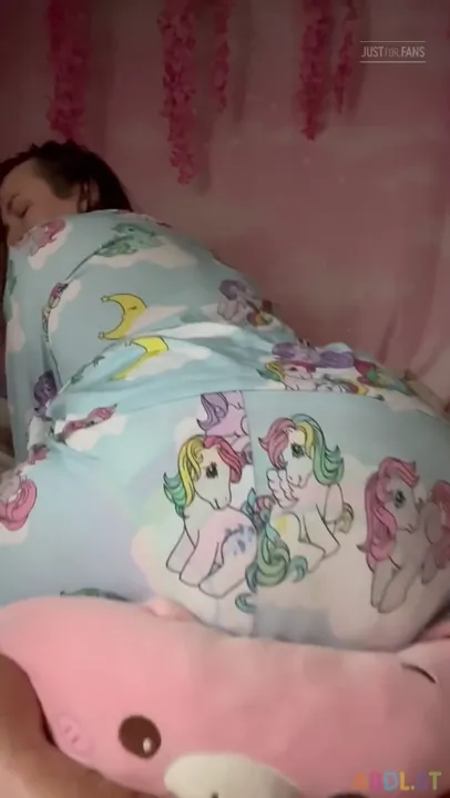 Pulluppoofs - Daddy Controls My Remote Pussy Paci.mp4