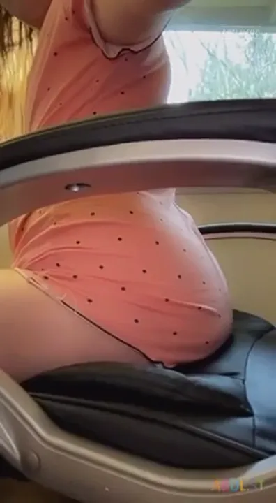 Pulluppoofs - Diaper Mess During CAPCon Ticket Time.mp4