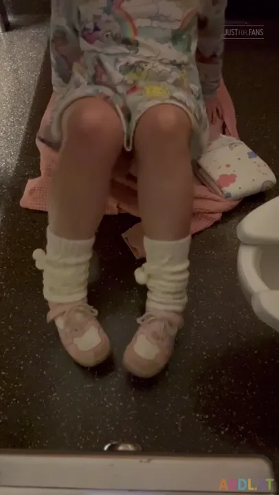 Pulluppoofs - Embarrassing Diaper Change Hospital Bathroom.mp4