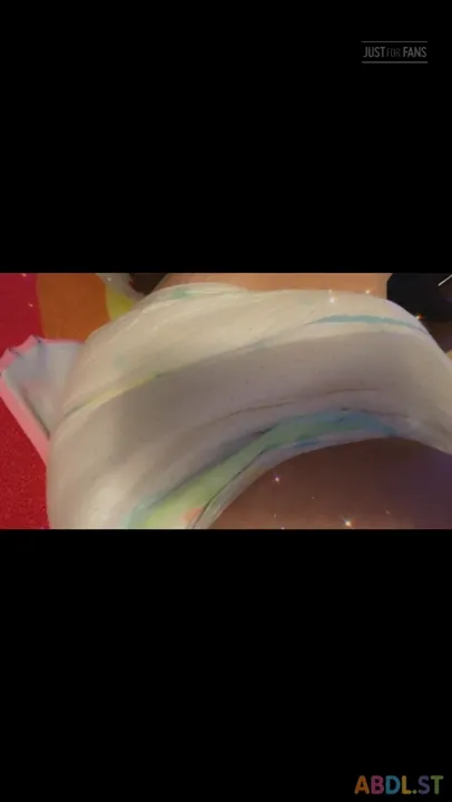 Pulluppoofs - Filling Pampers Like A Good Girl.mp4