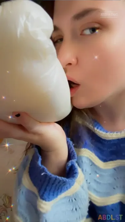 Pulluppoofs - Making Out With Used Diaper.mp4